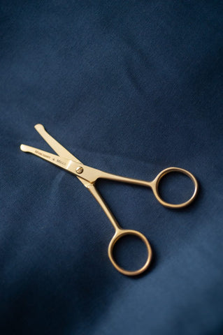 Merchant and Mills Short Blade Safety Gold Scissors