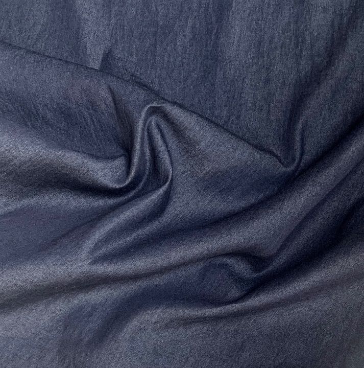 ROBERT KAUFMAN • Indigo Denim 4.5oz • Indigo • Bolt End 15% OFF