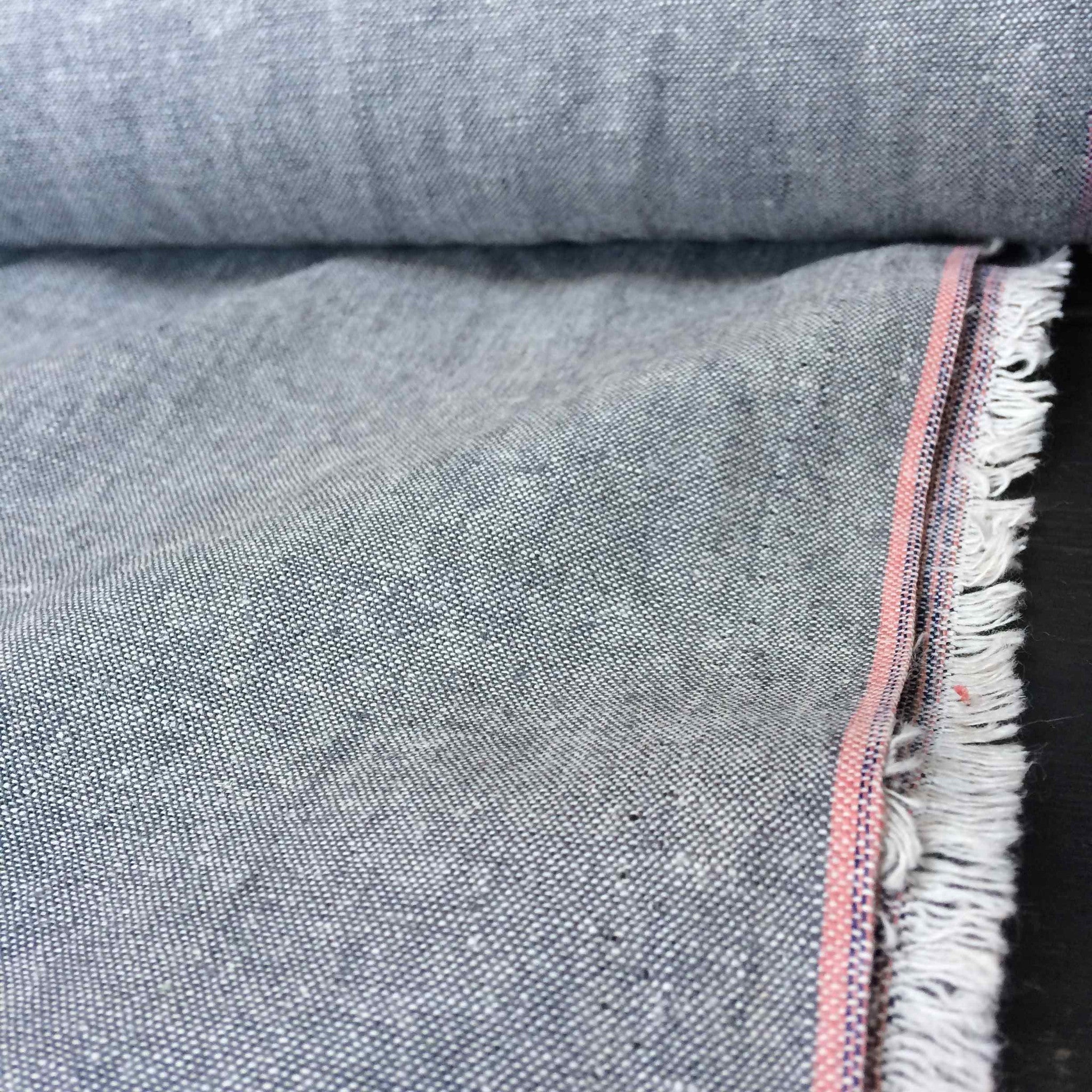 Robert Kaufman Yarn Dyed Essex Linen Graphite