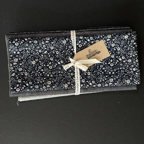 Fabric Remnant Bundle NAVY Grey2