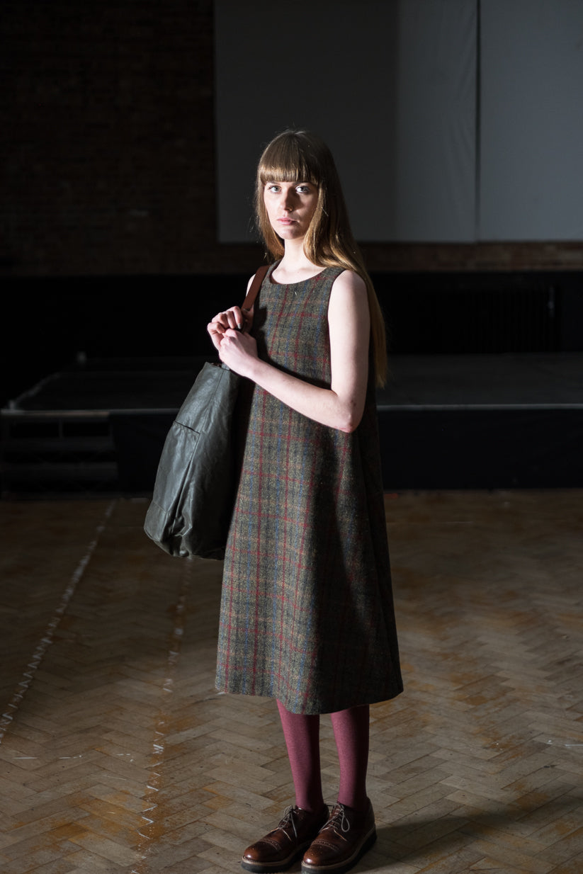 MERCHANT AND MILLS • The Trapeze Dress Sewing Pattern – The Draper's ...
