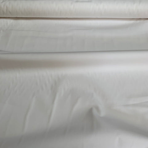 Robert Kaufman Combed Cotton Poplin Fabric White