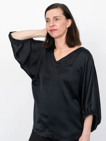 The Assembly Line V-neck Cuff Top Sewing Pattern