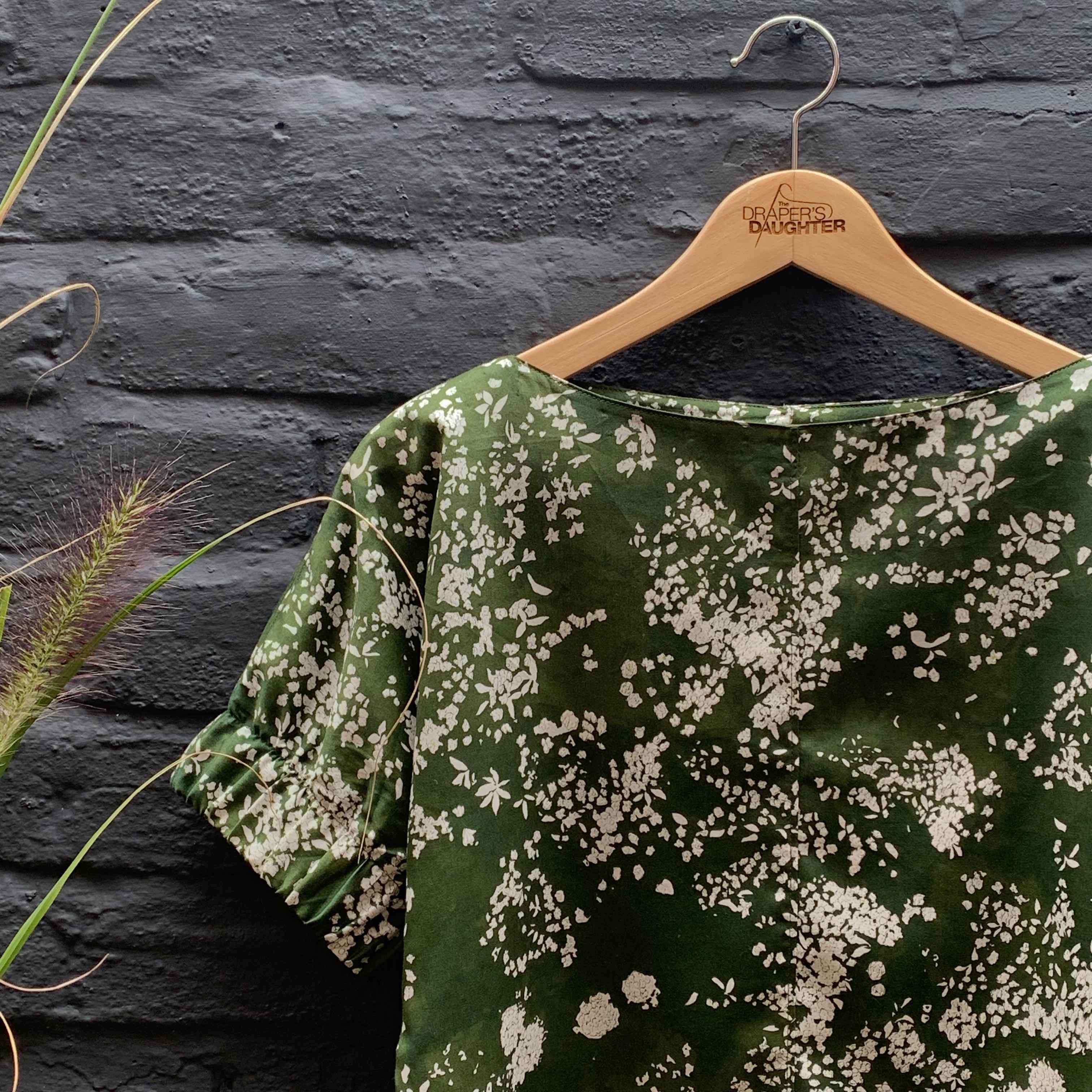 The ASSEMBLY LINE • Cuff Top Sewing Pattern (XL - 4XL) – The Draper's ...