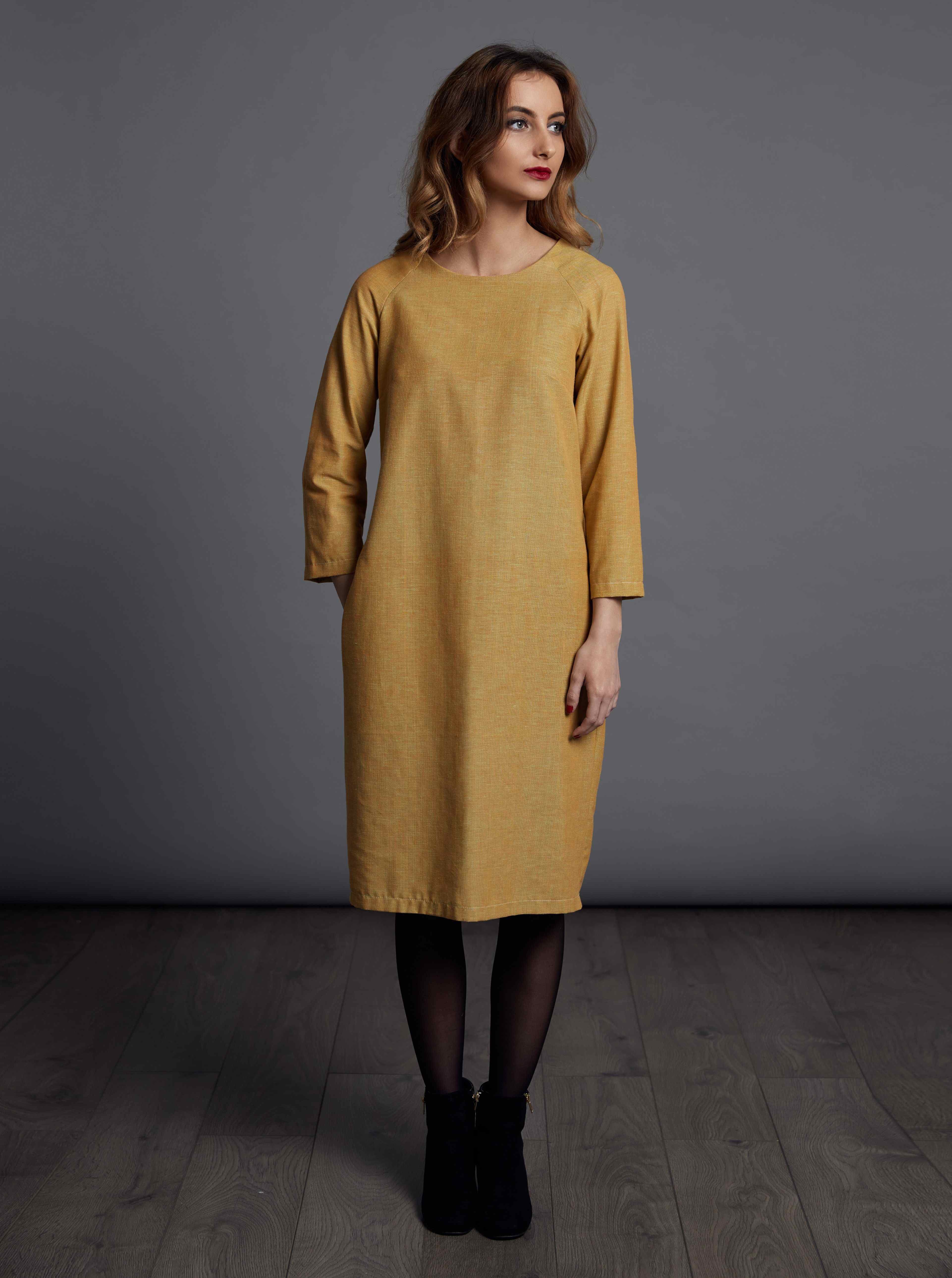 THE AVID SEAMSTRESS The Gathered Dress Sewing Pattern The Draper's Daughter THE AVID SEAMSTRESS The Gathered Dress Sewing Pattern The Draper's Daughter